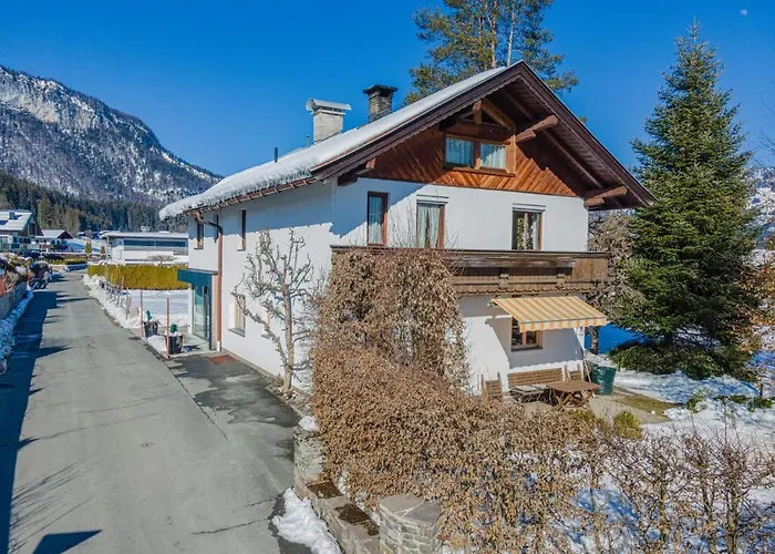 Joechl بيت للعطل *